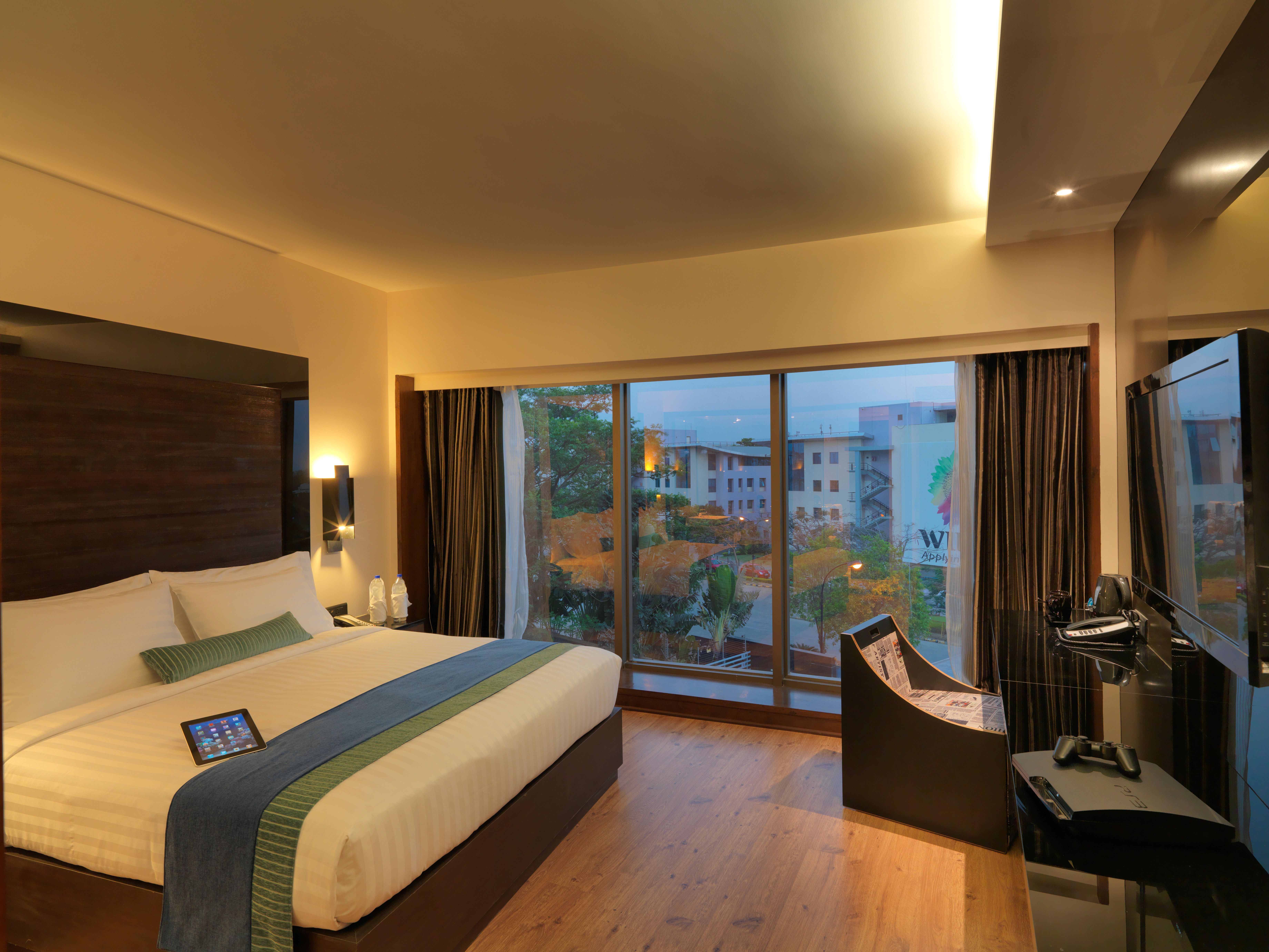 Hotel 2